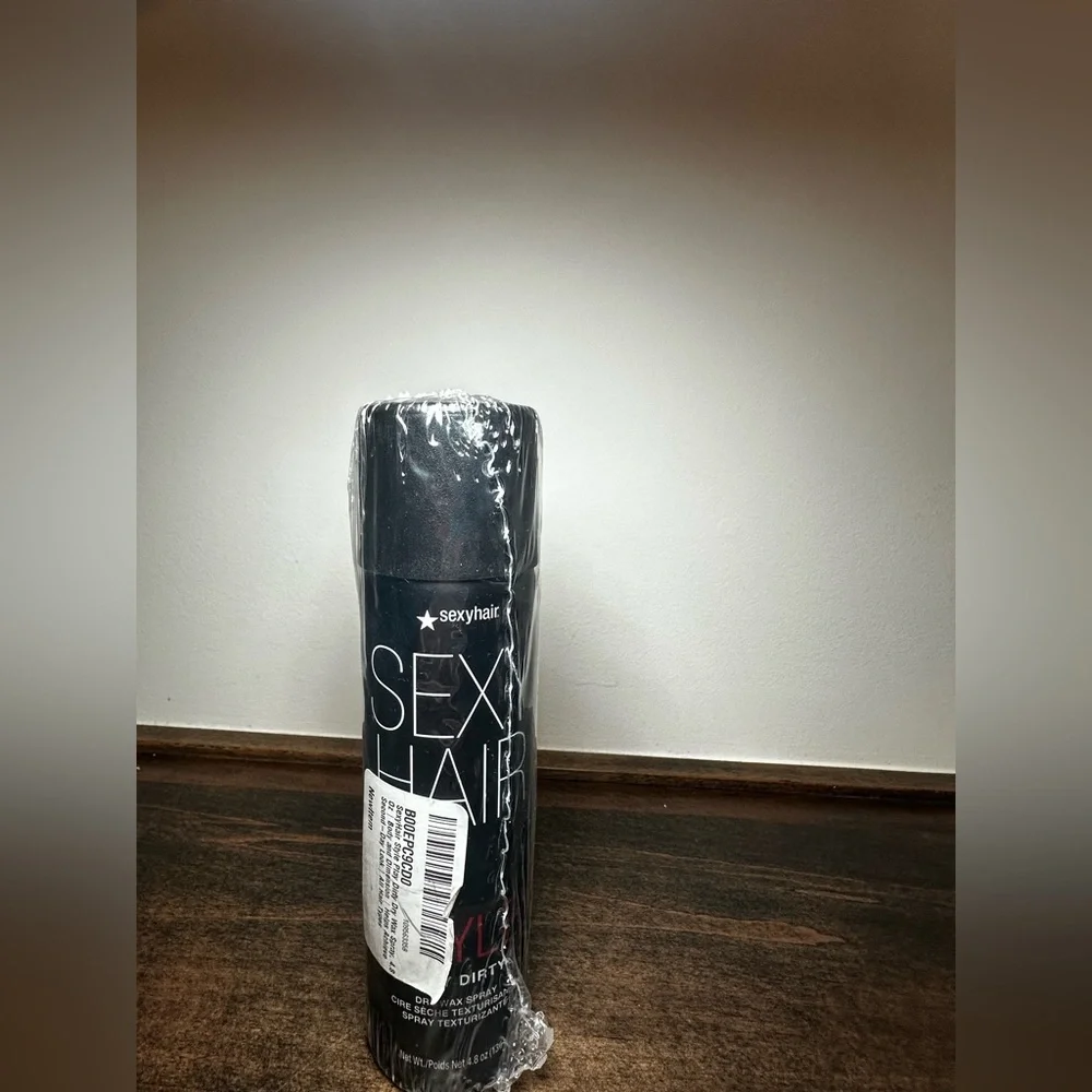 Sexy Hair “Play Dirty” Dry Wax Texture Spray. - Picture 3 of 4